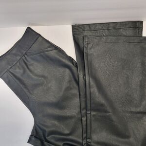 SPANX Faux Leather Black Flare Chic Leggings High Waisted Pull On Pants 2X EUC